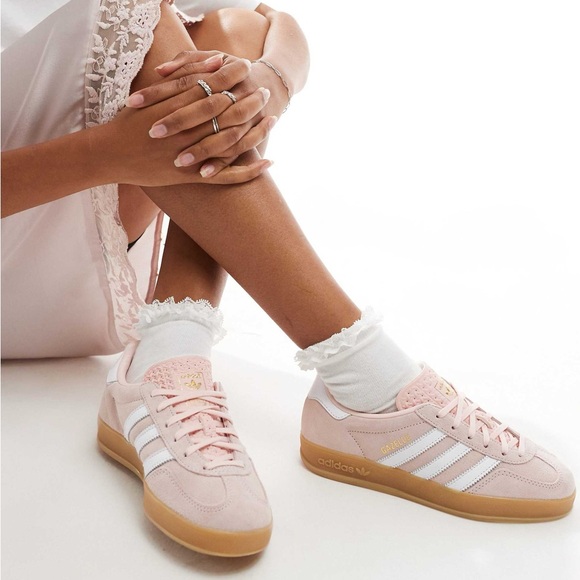 adidas Shoes - Adidas Women's Gazelle Pink Sneakers Size 8